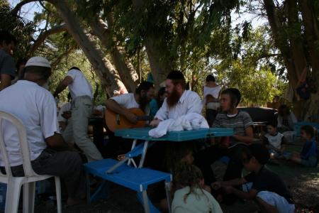 Au bord du lac de Tibériade, chez des amis d'amis