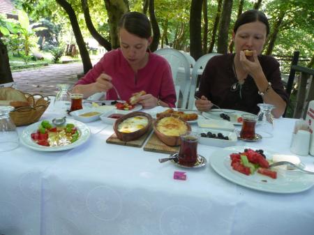 Petit-déjeuner turc !